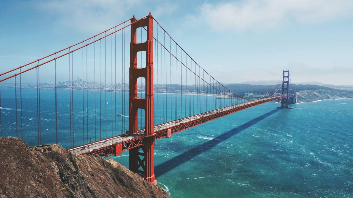 California Pay Data Reporting: SB1162 Compliance & Examples
