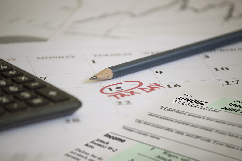 Why Filing 1099 and W-2 Forms Early Is Better