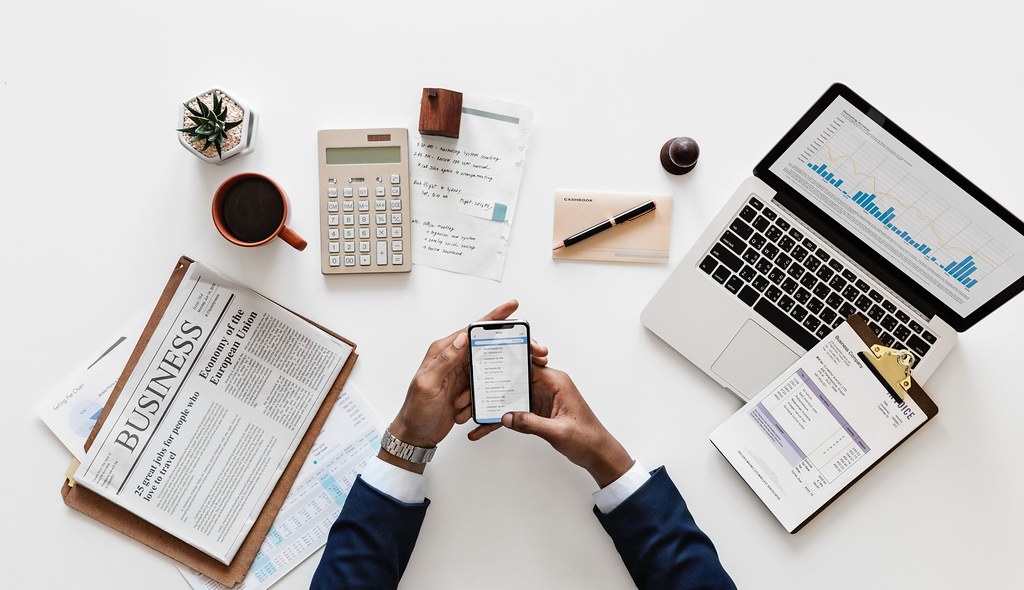 IRS 1099-DA E-Delivery Rules in 2026: What Brokers Should Do